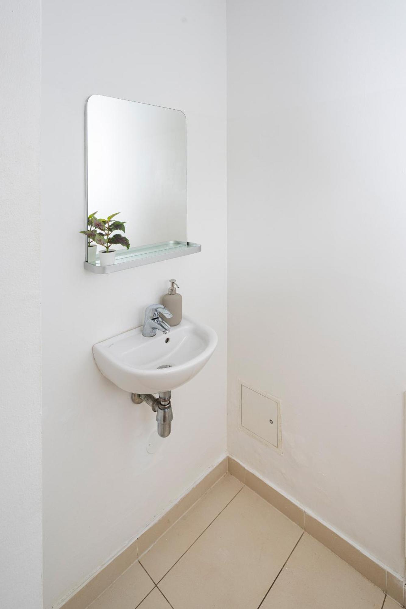 Gemuetliches, Ruhiges Apartment - 90M2 Mit Garten Und Terrasse Wiedeń Zewnętrze zdjęcie
